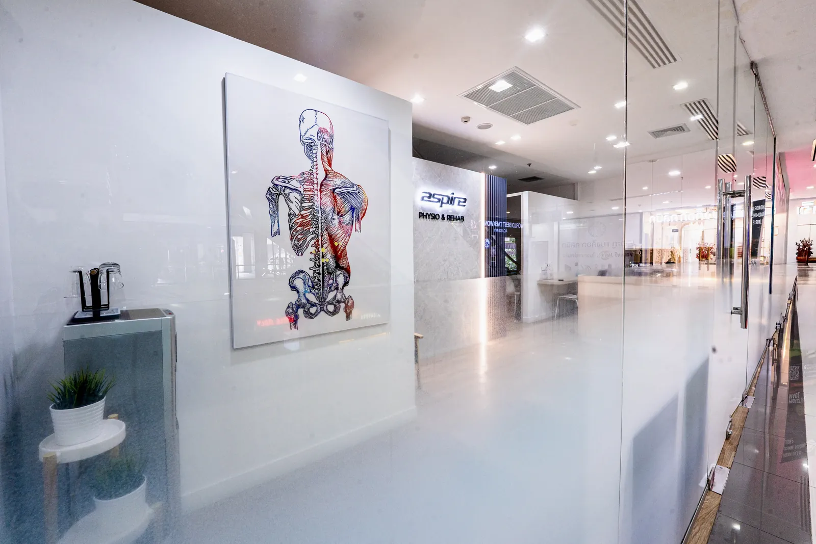 ทางเข้า Aspire Physio Bangkok ในอาคาร Jasmine สุขุมวิท ซอย 23